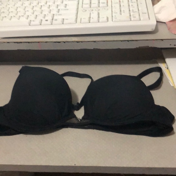 Victoria Secret Bra size 34B - Picture 1 of 3